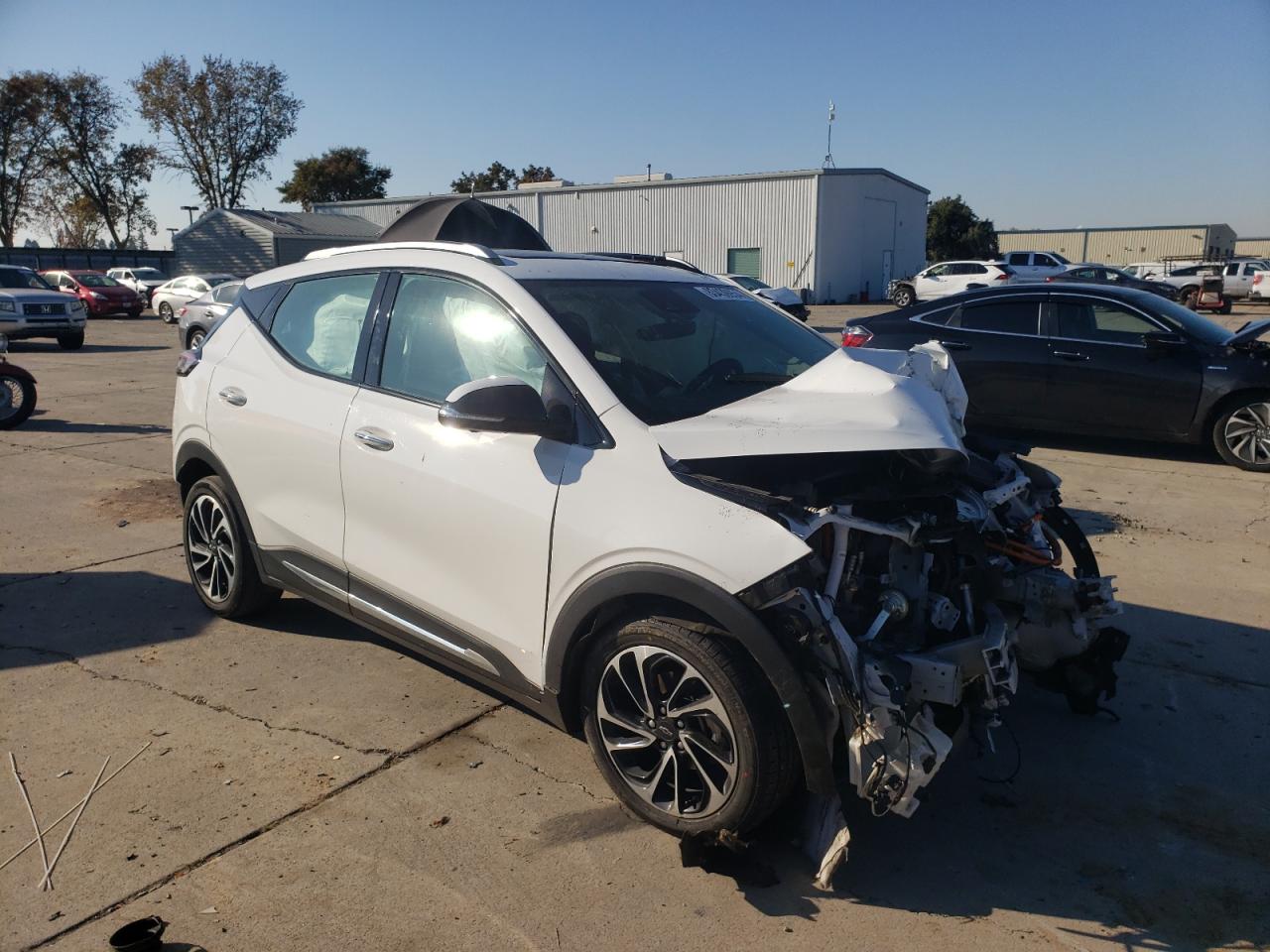 VIN 1G1FZ6S02N4109083 2022 CHEVROLET BOLT no.4