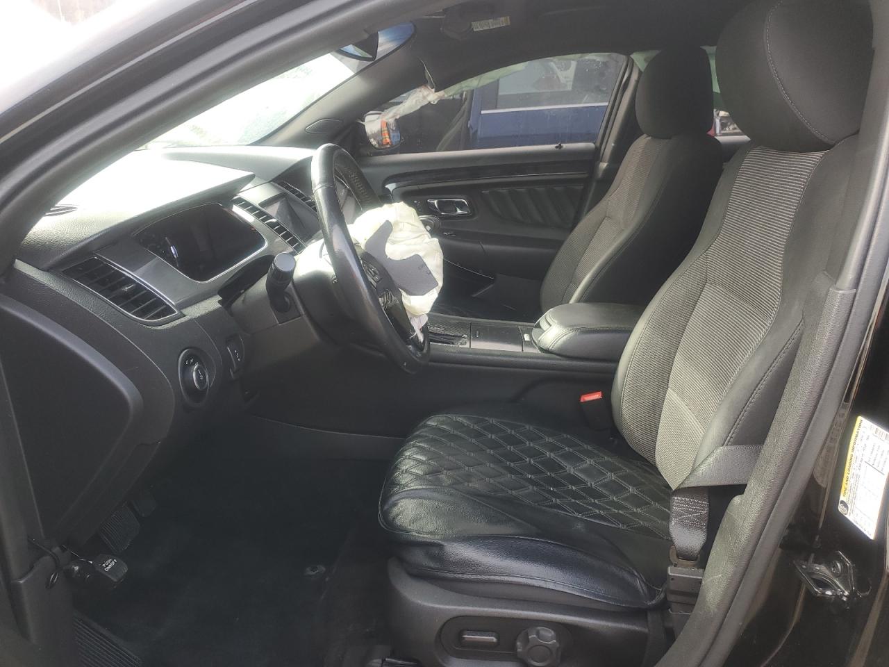 2017 Ford Taurus - Image 7