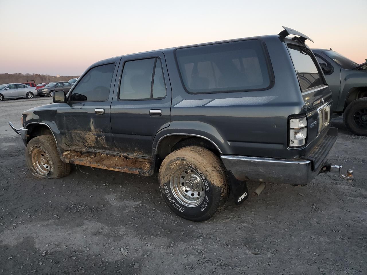 1992 Toyota 4Runner - Image 2