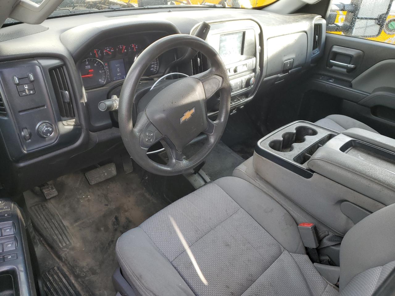 2019 Chevrolet Silverado - Image 8