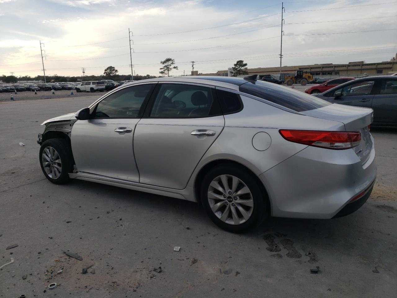 2016 Kia Optima - Image 2