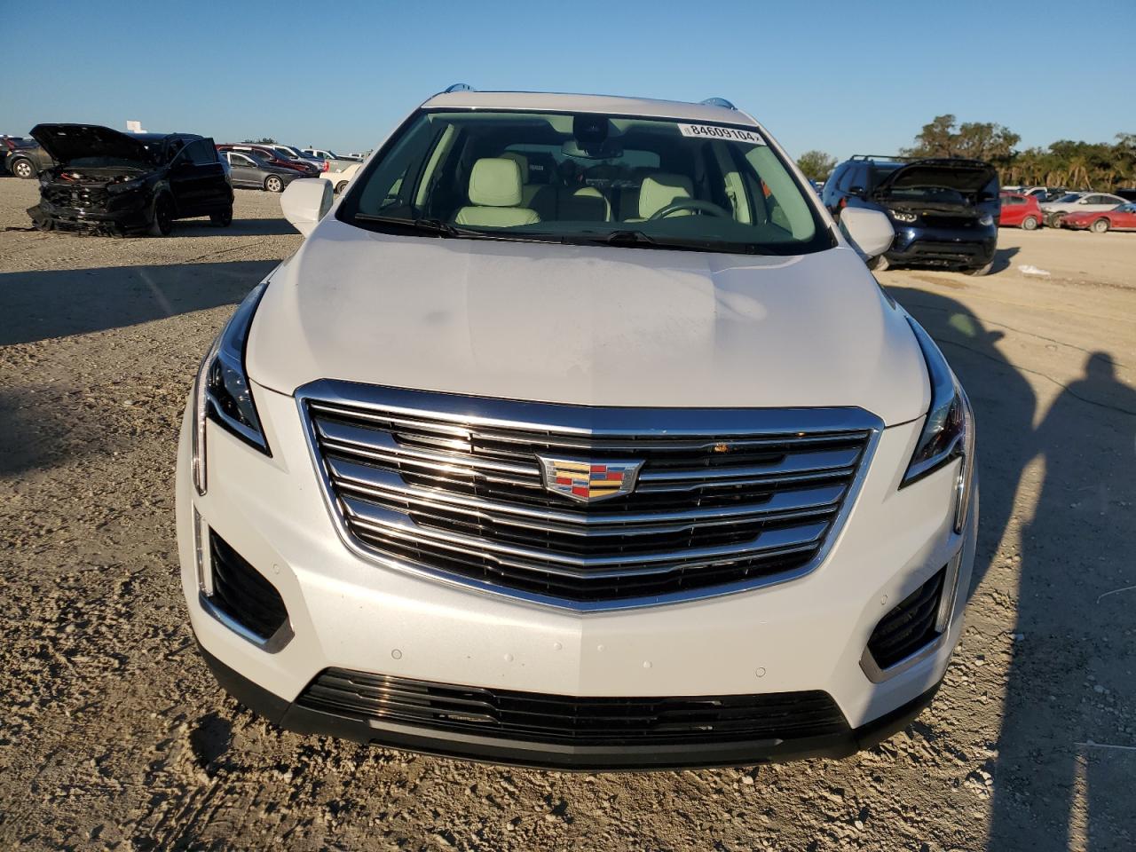 2017 Cadillac XT5 - Image 5