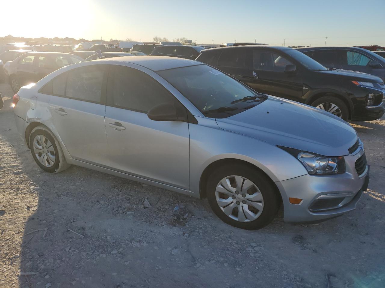 VIN 1G1PC5SH5G7192046 2016 CHEVROLET CRUZE no.4