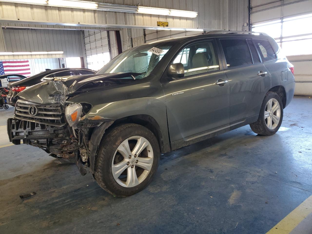 2010 Toyota Highlander - Image 1