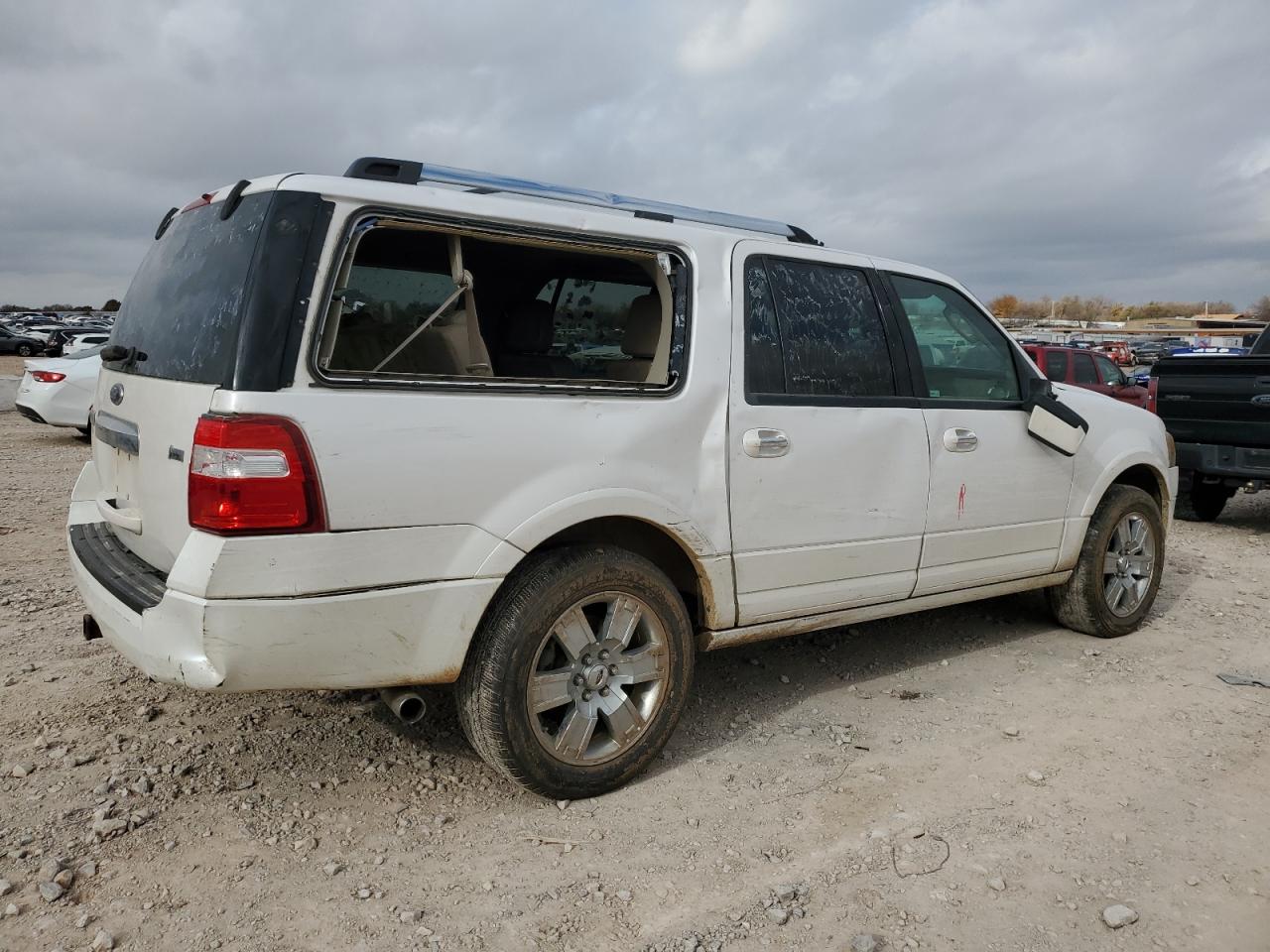 2009 Ford Expedition - Image 3