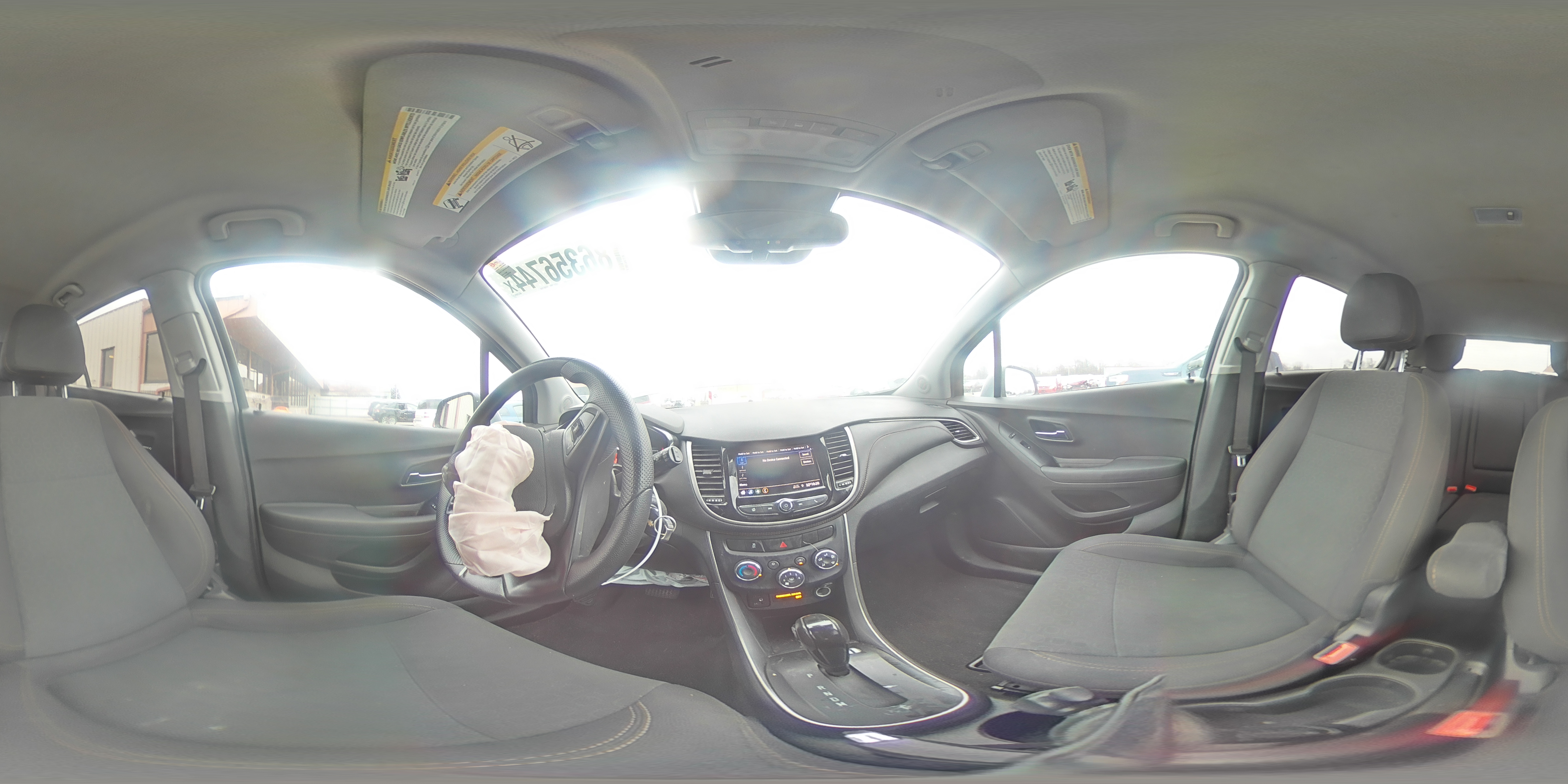 2020 Chevrolet Trax - Image 13