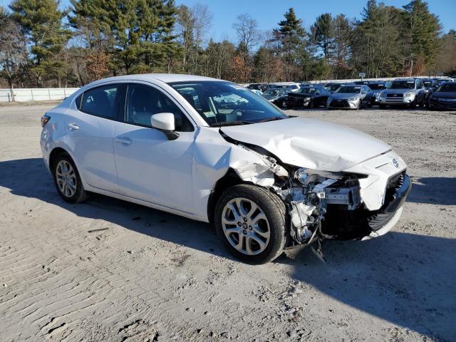  TOYOTA YARIS 2018 White