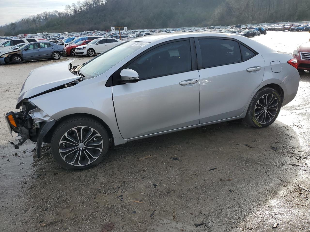 VIN 2T1BURHE6EC108296 2014 TOYOTA COROLLA no.1