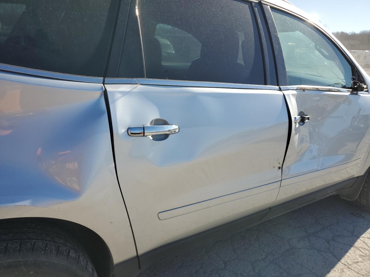2015 Chevrolet Traverse - Image 11
