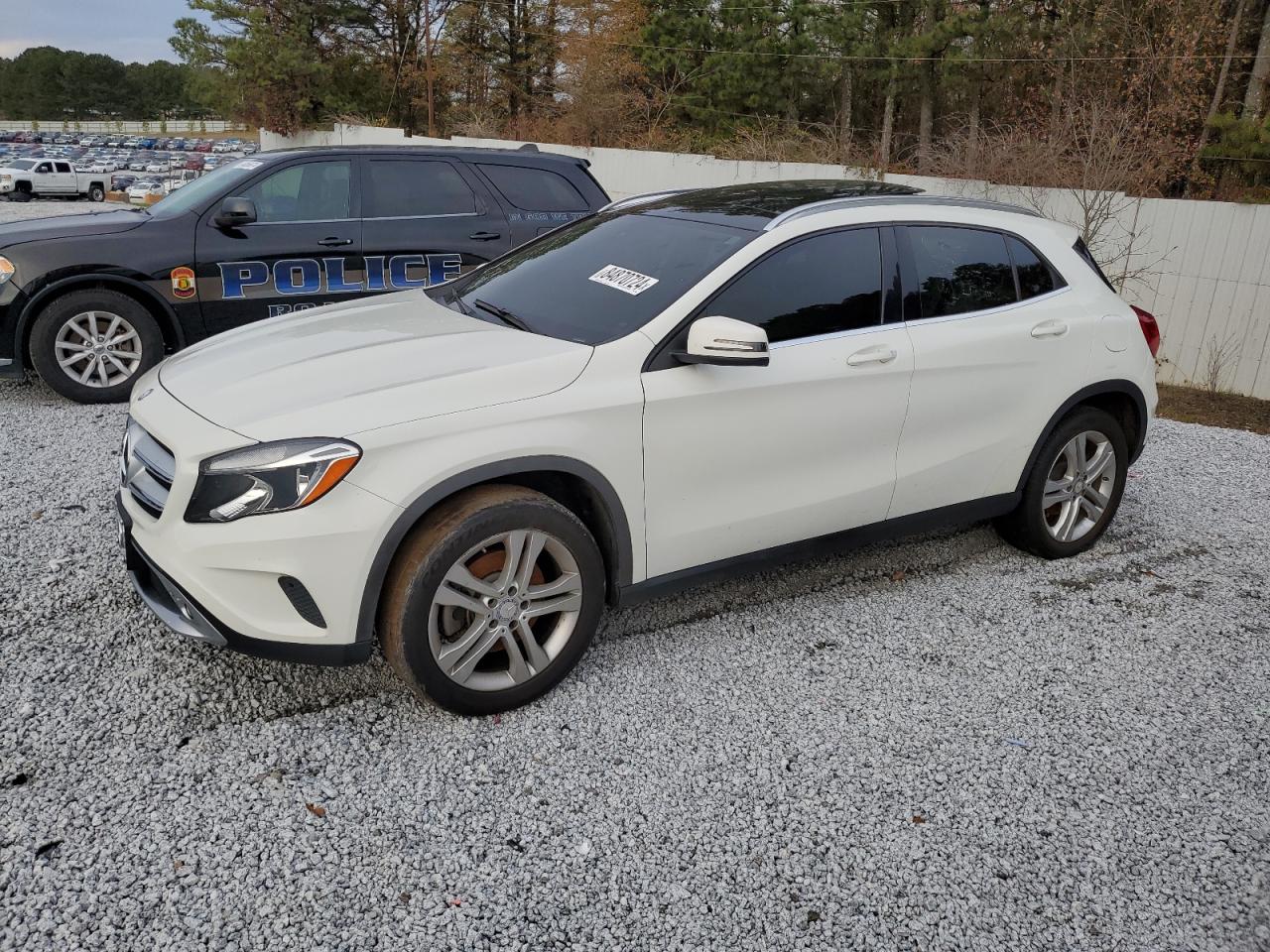 WDCTG4GB5HJ319384 2017 MERCEDES-BENZ GLA CLASS - Image 1