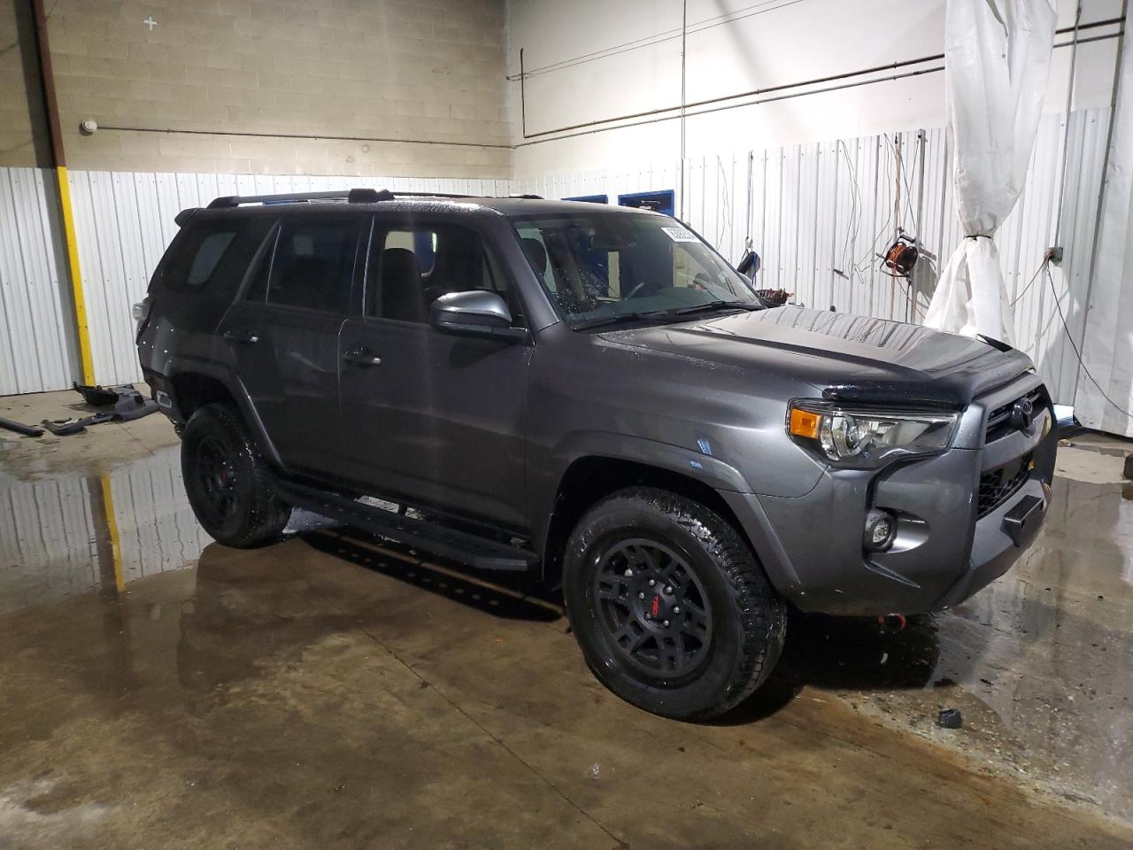 VIN JTEMU5JR7P6124916 2023 TOYOTA 4RUNNER SE no.4