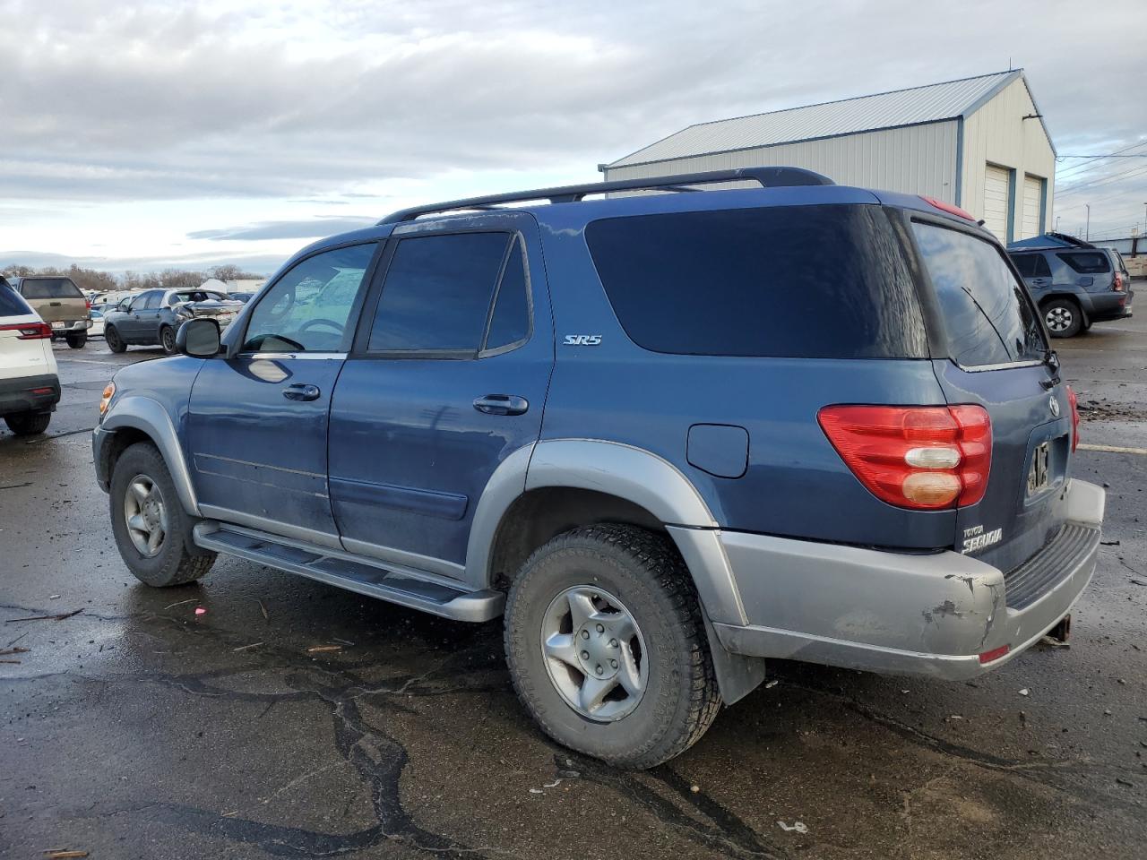 2002 Toyota Sequoia - Image 2
