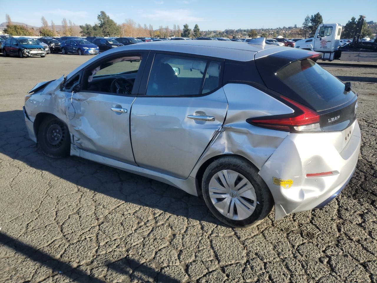 VIN 1N4AZ1BV6NC563865 2022 NISSAN LEAF no.2