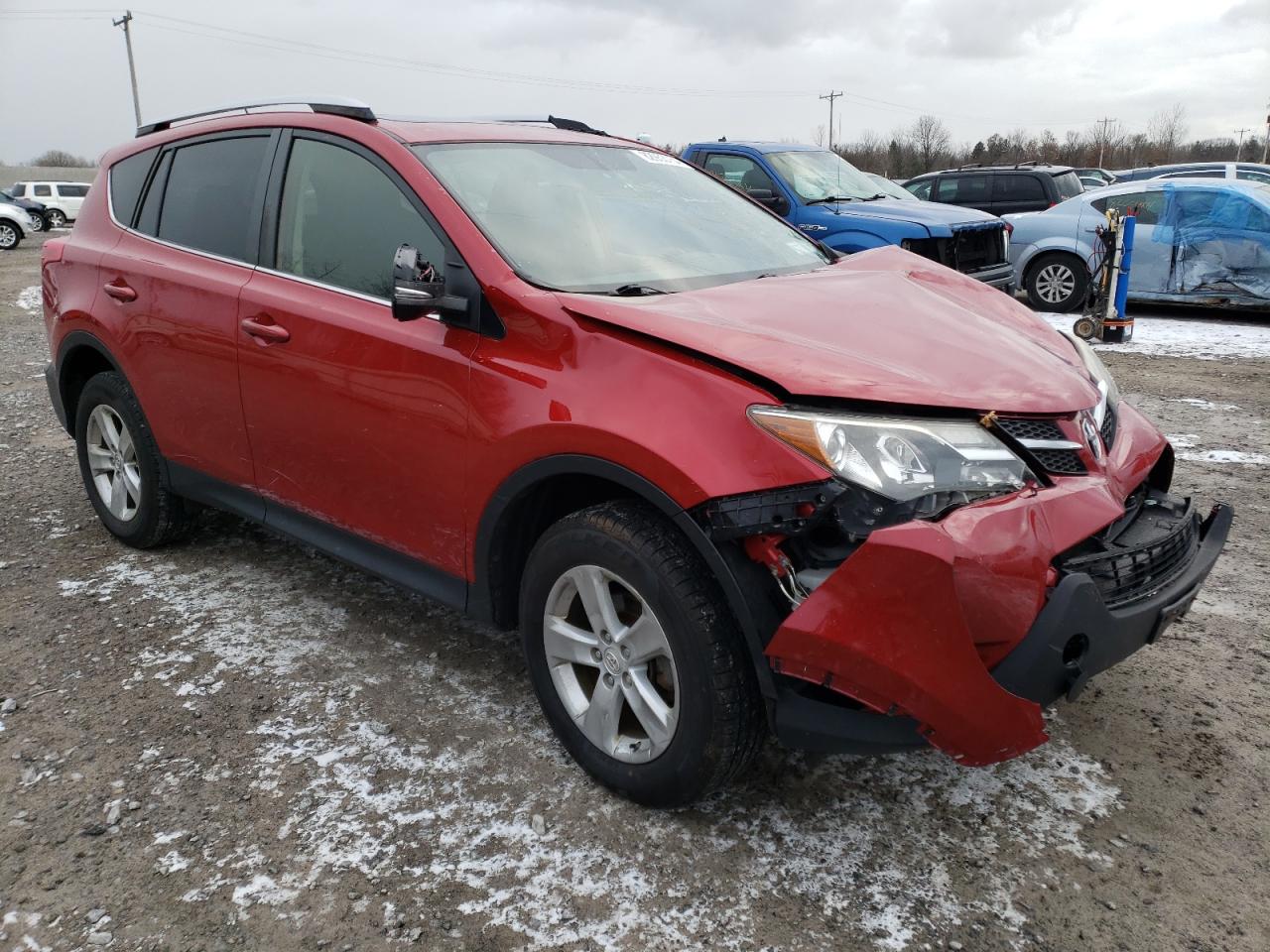 VIN JTMRFREVXDD031138 2013 TOYOTA RAV4 no.4