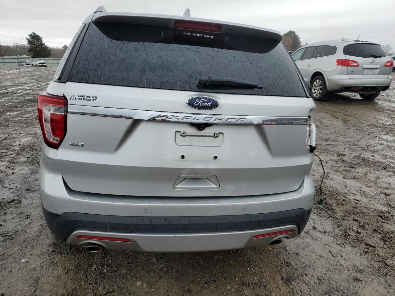 2017 Ford Explorer - Image 6