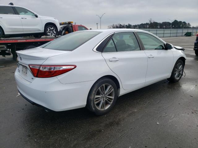  TOYOTA CAMRY 2015 Білий