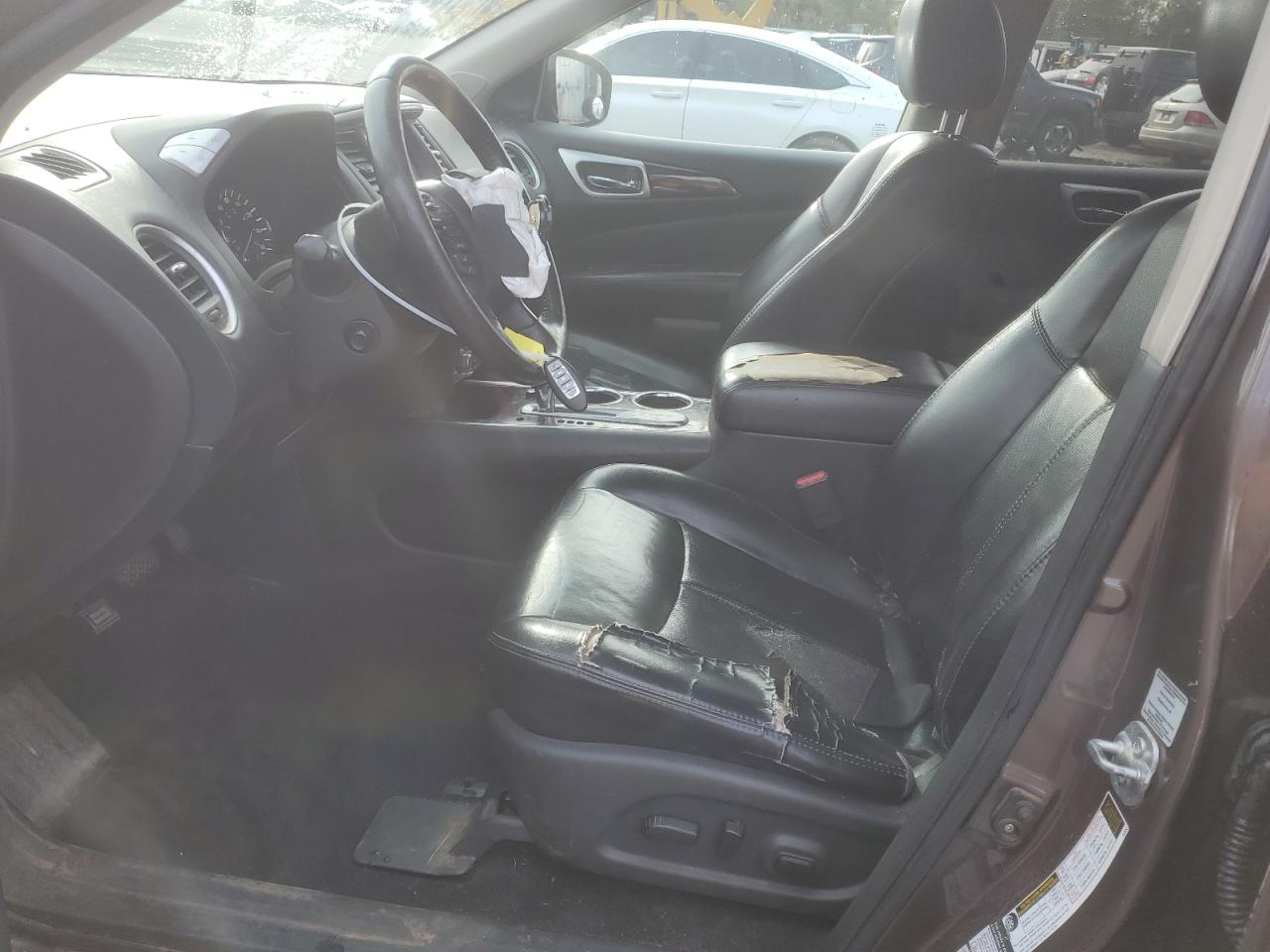 2015 Nissan Pathfinder - Image 7