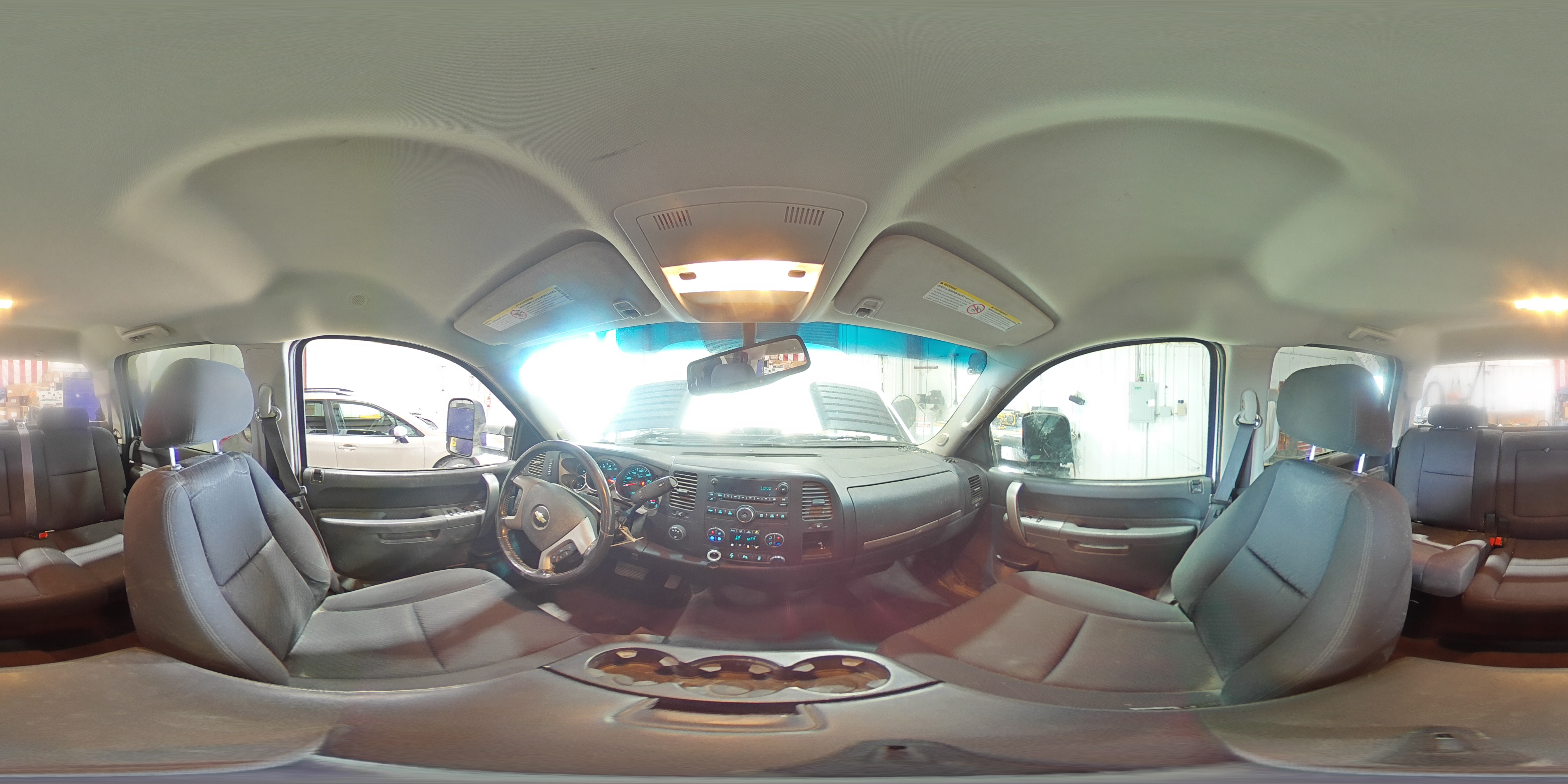 2014 Chevrolet Silverado - Image 13