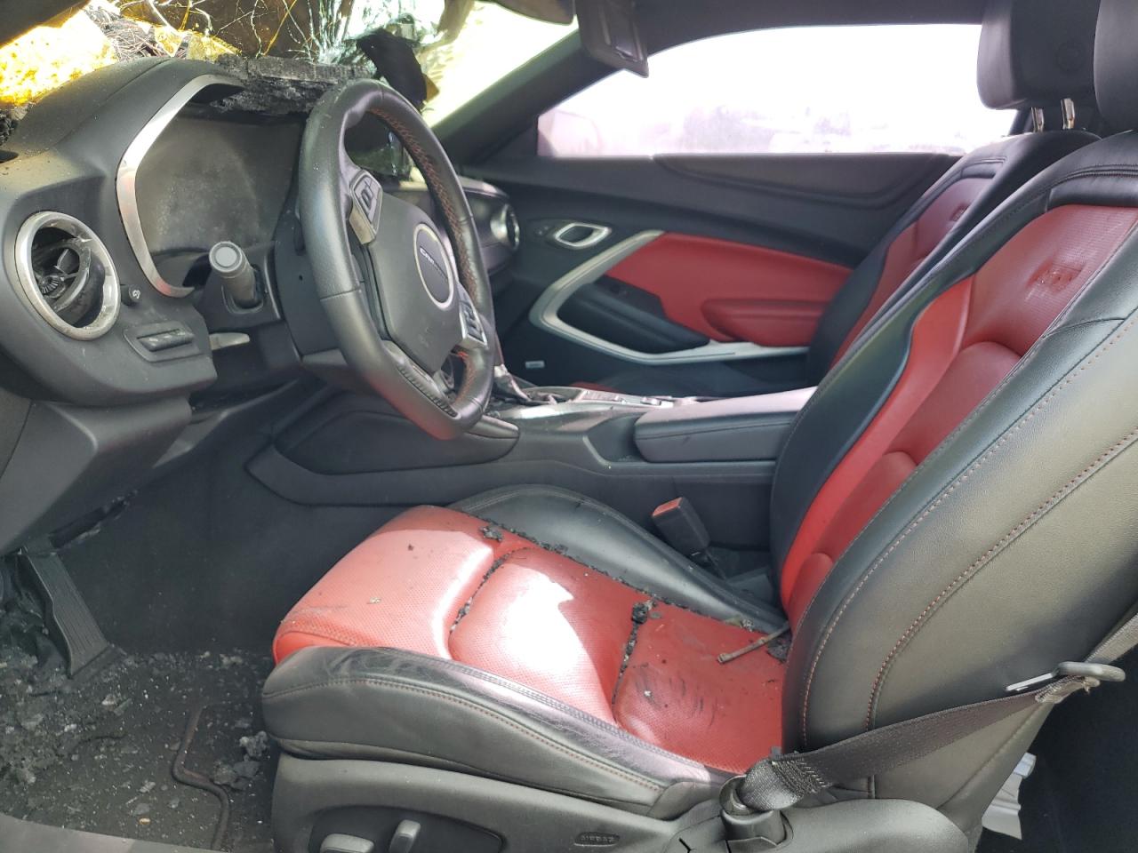 2016 Chevrolet Camaro - Image 7