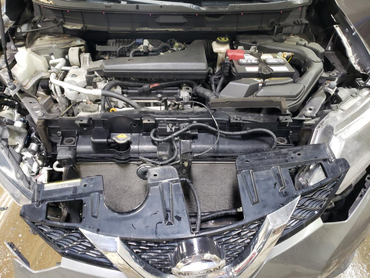 2016 Nissan Rogue - Image 11