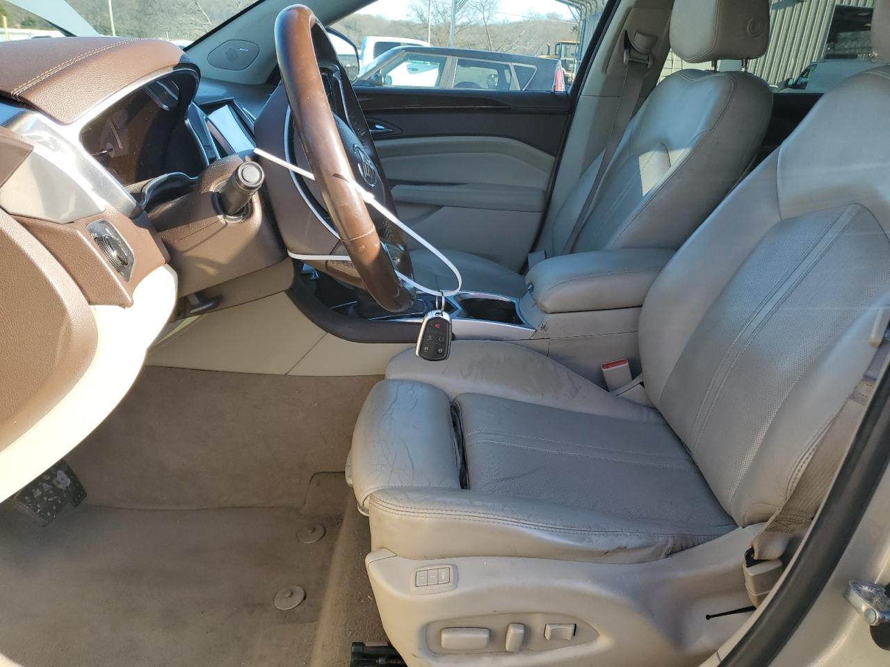 2015 Cadillac SRX - Image 7
