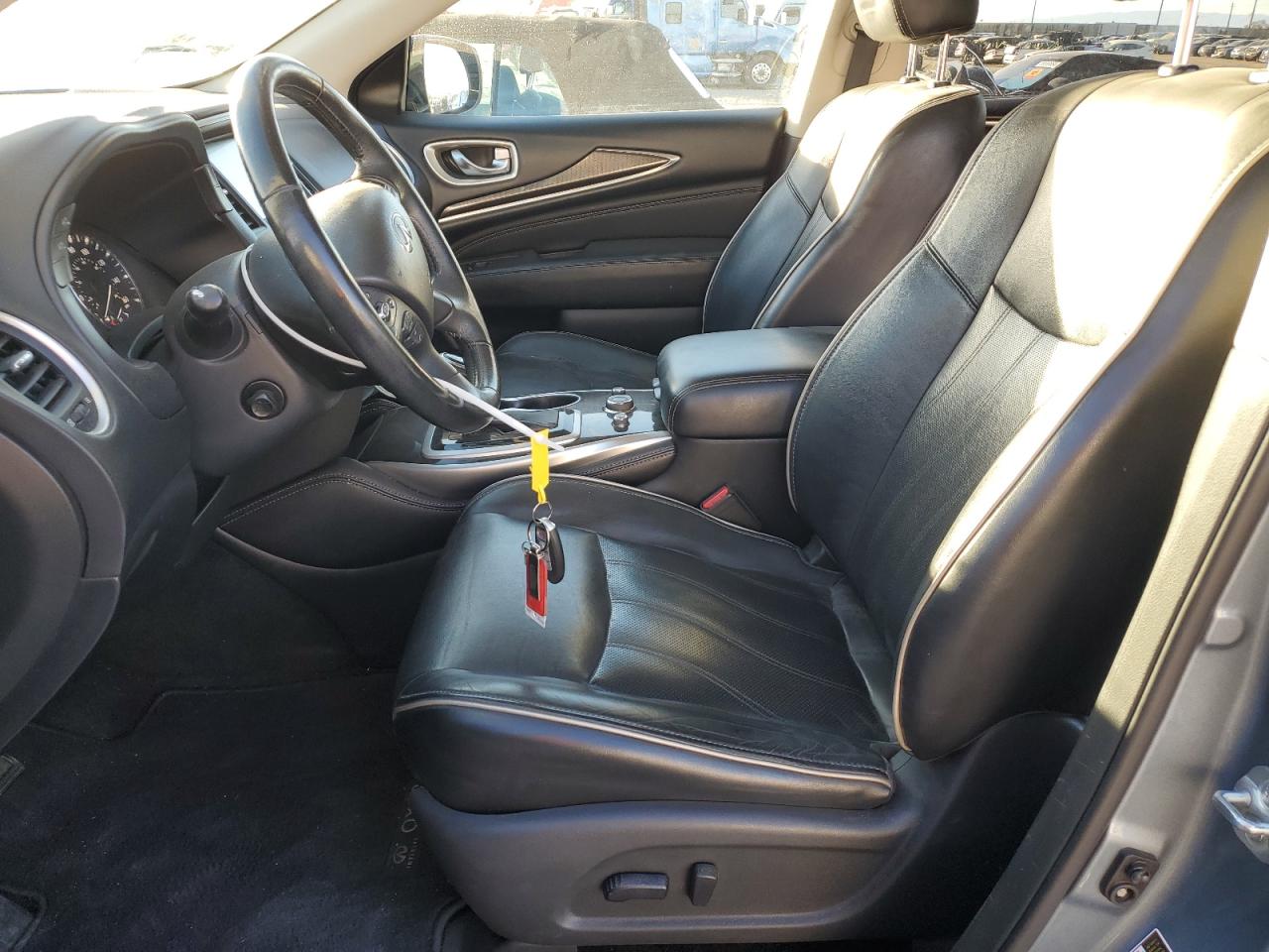 2018 Infiniti QX60 - Image 7