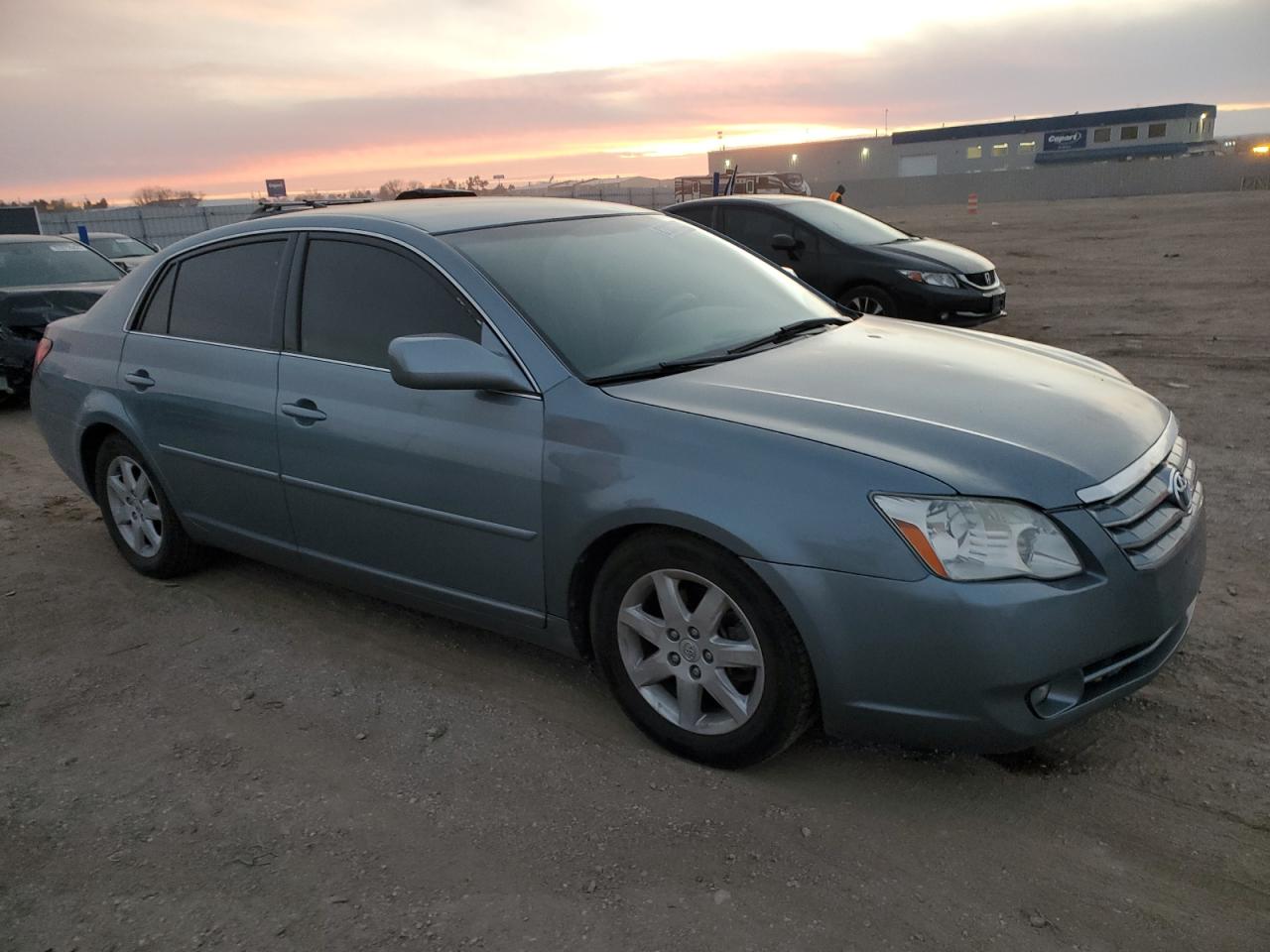 2007 Toyota Avalon - Image 4