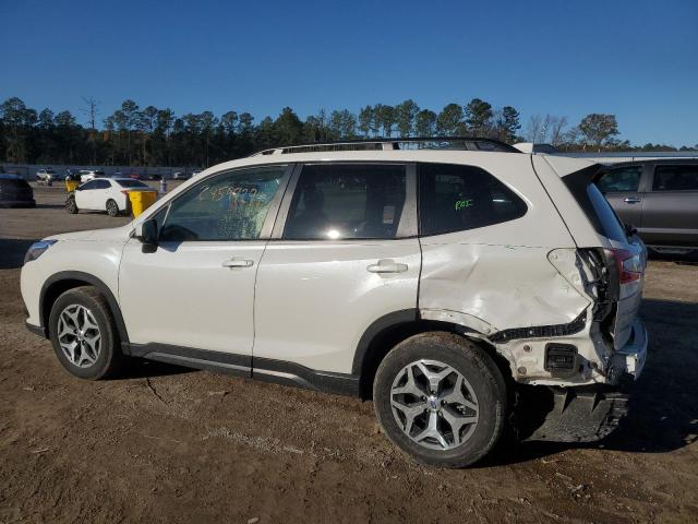  SUBARU FORESTER 2022 Белы