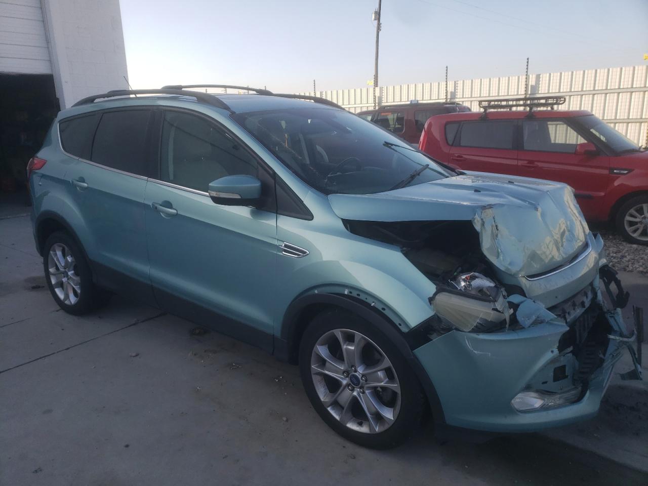 VIN 1FMCU0H94DUB45430 2013 FORD ESCAPE no.4