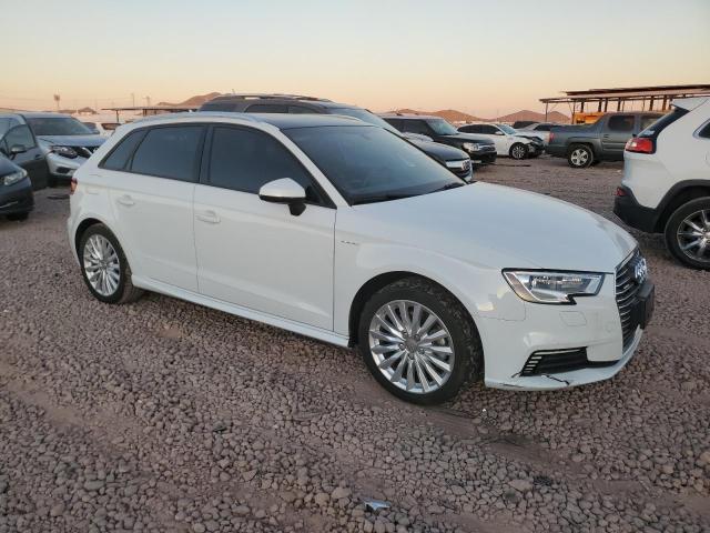  AUDI A3 2018 Белый