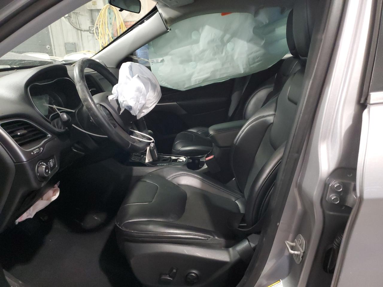 2019 Jeep Grand Cherokee - Image 7