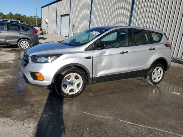  FORD ESCAPE 2018 Srebrny