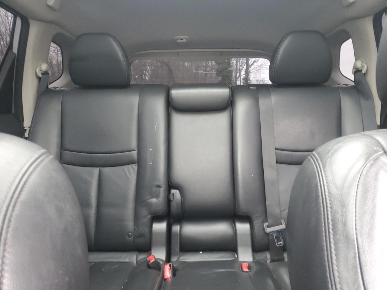 2015 Nissan Rogue - Image 10