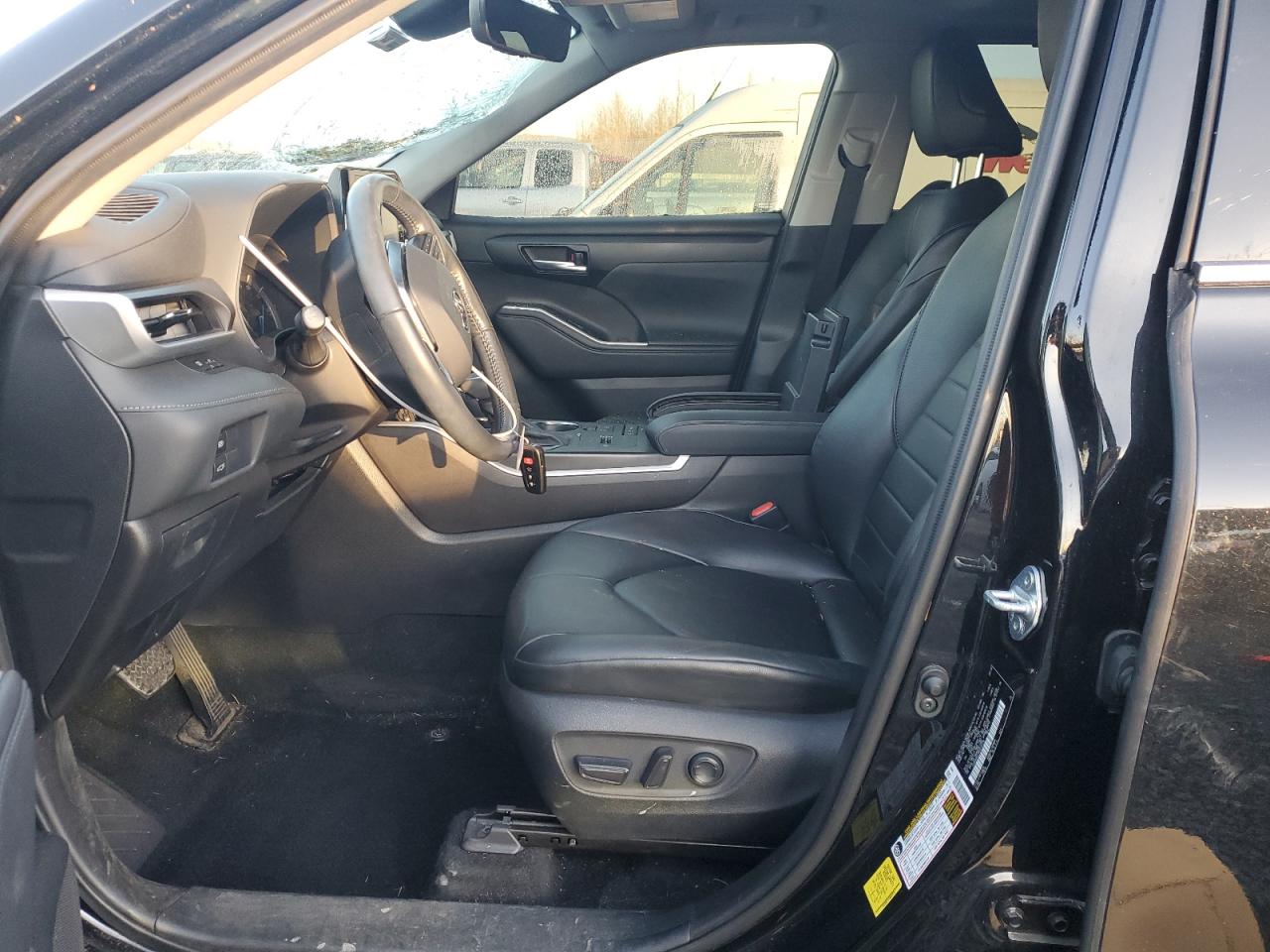 2021 Toyota Highlander - Image 7