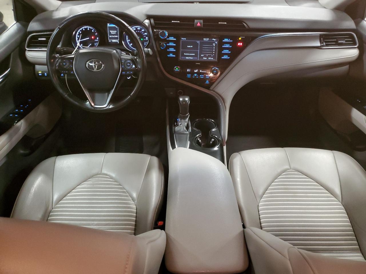 2020 Toyota Camry - Image 8