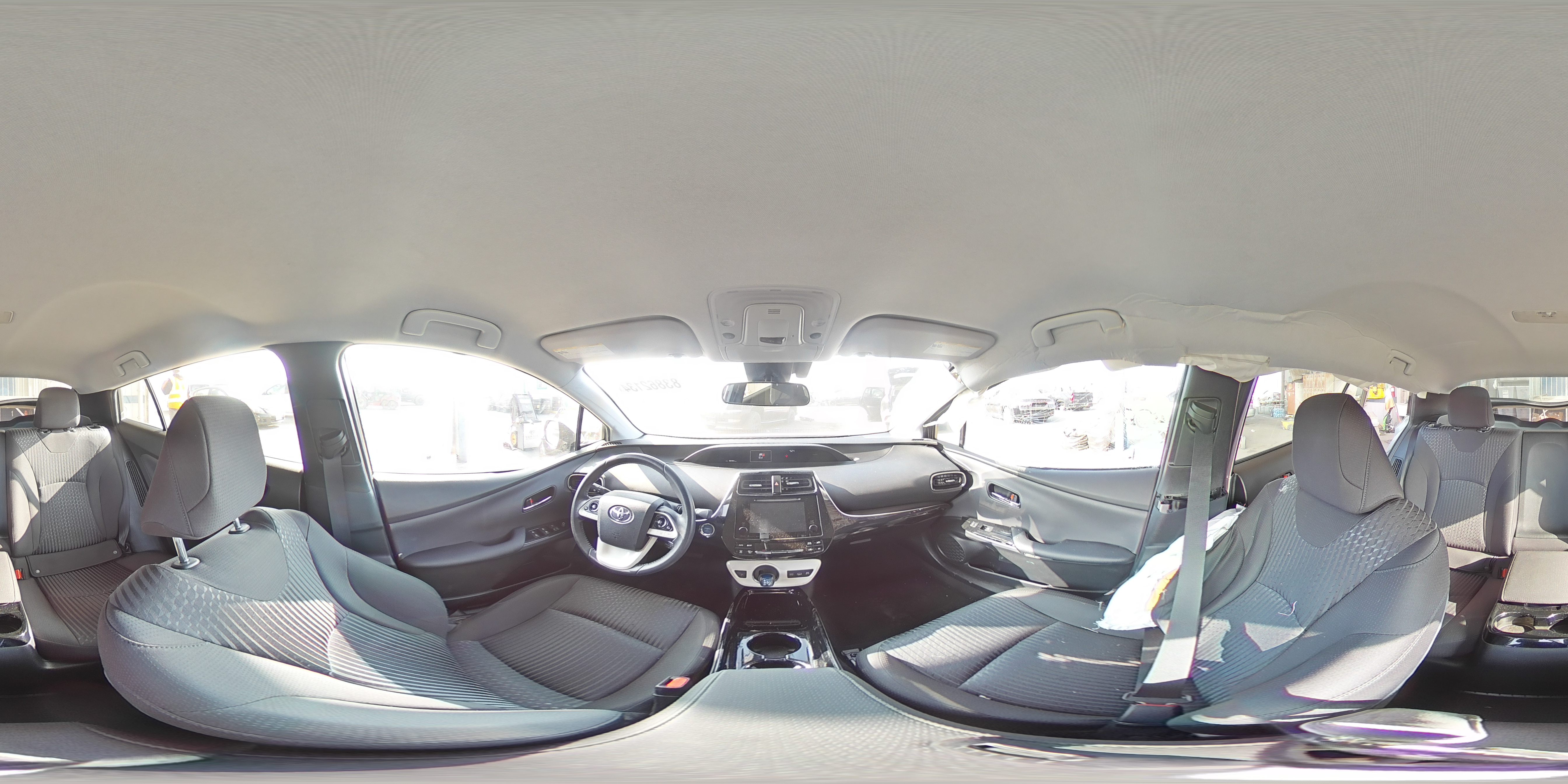 2017 Toyota Prius - Image 14