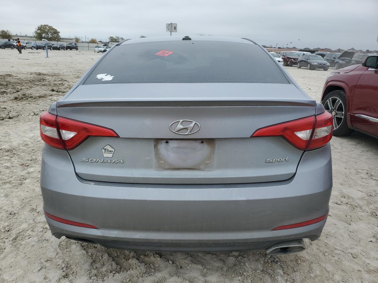 2016 Hyundai Sonata - Image 6