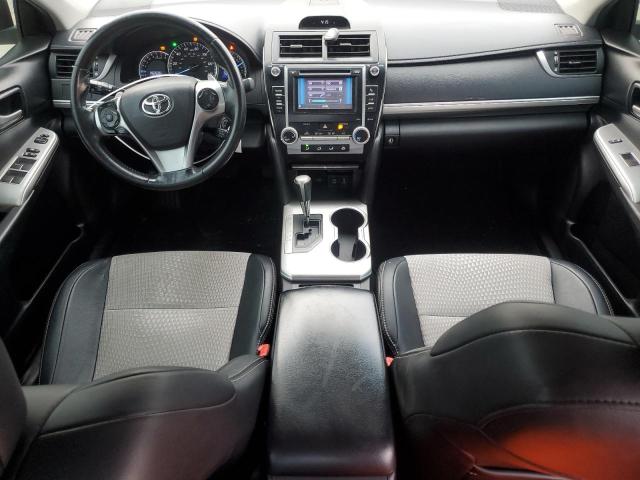  TOYOTA CAMRY 2014 Srebrny