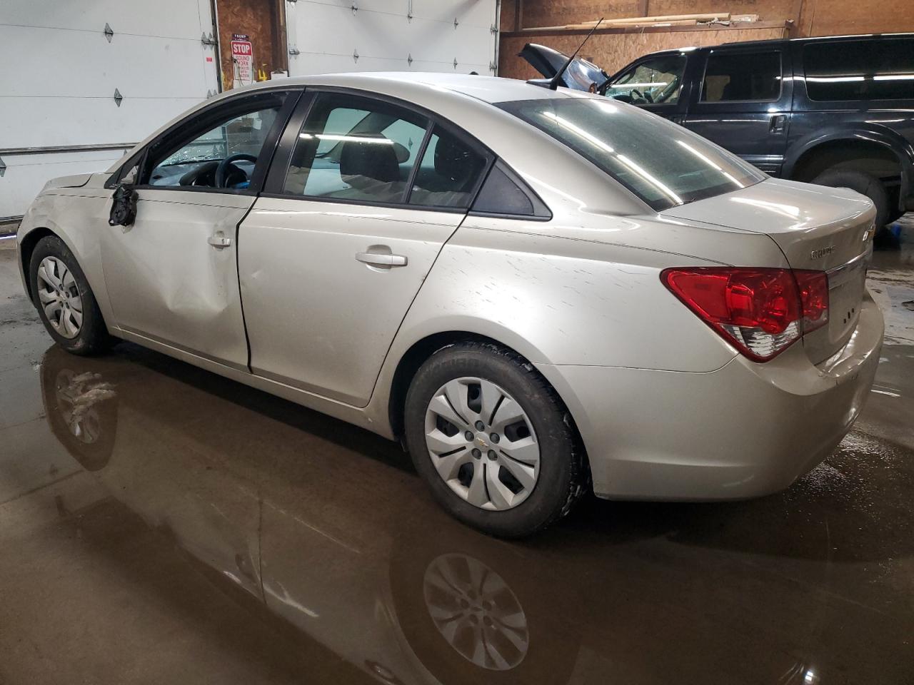 VIN 1G1PA5SHXE7178646 2014 CHEVROLET CRUZE no.2