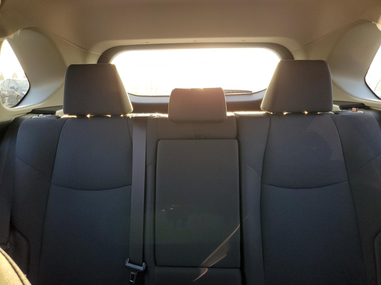 2019 Toyota RAV 4 - Image 10
