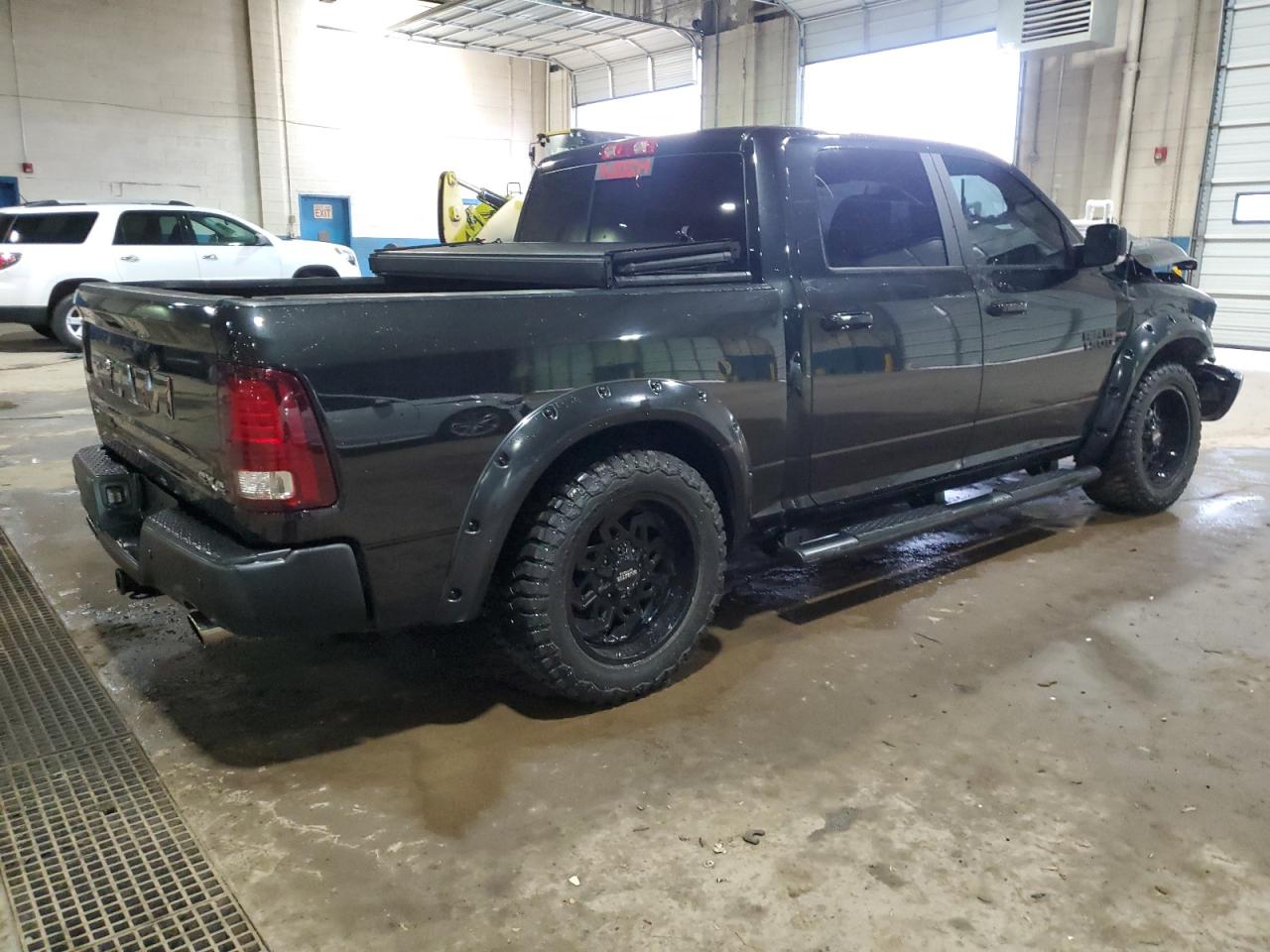2017 RAM 1500 - Image 3