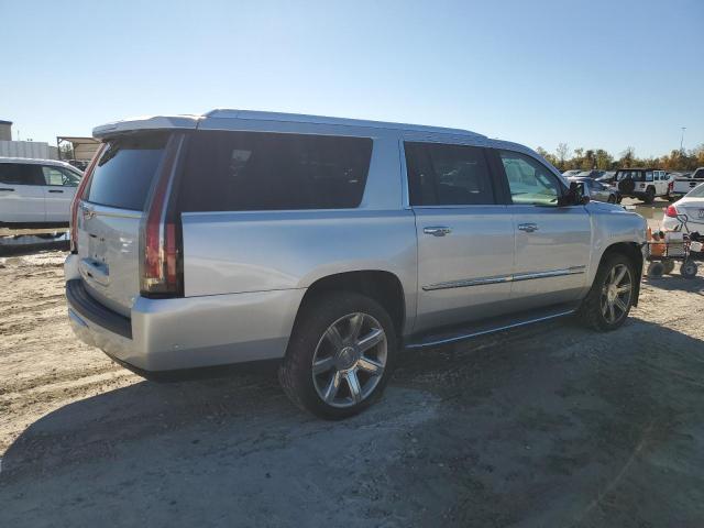 Parquets CADILLAC ESCALADE 2017 Srebrny