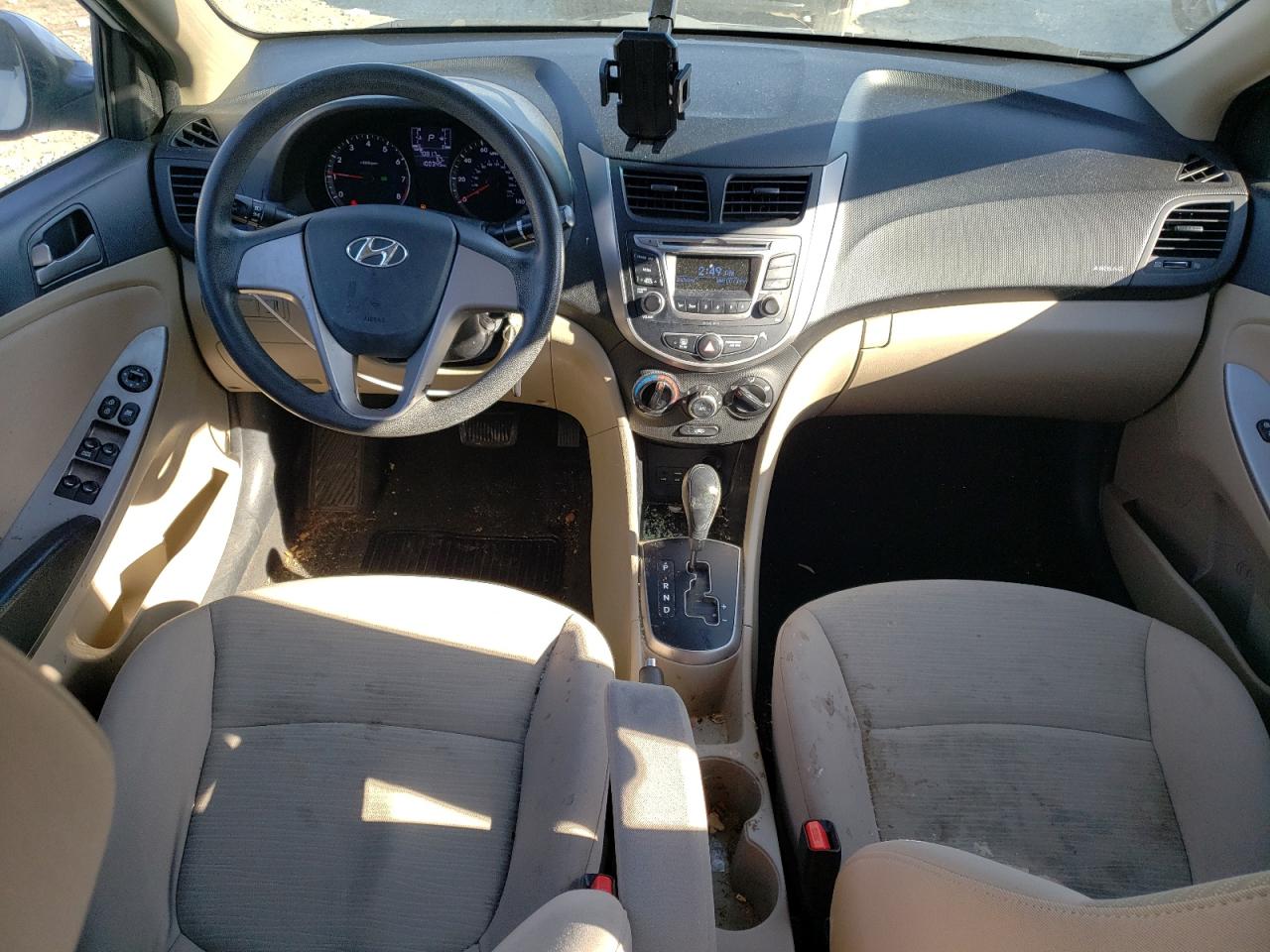 2017 Hyundai Accent - Image 8
