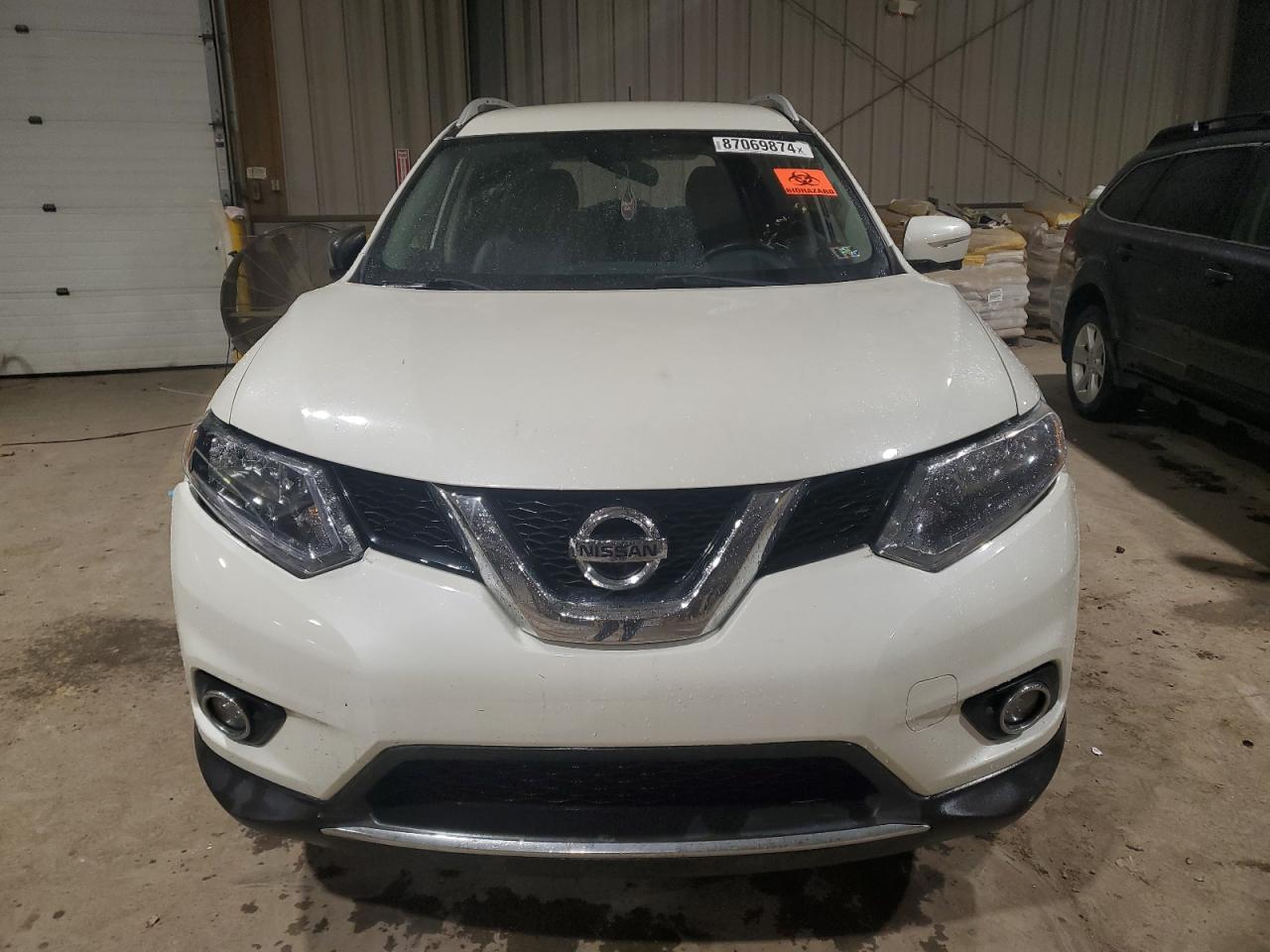 VIN 5N1AT2MV0FC777715 2015 NISSAN ROGUE no.5