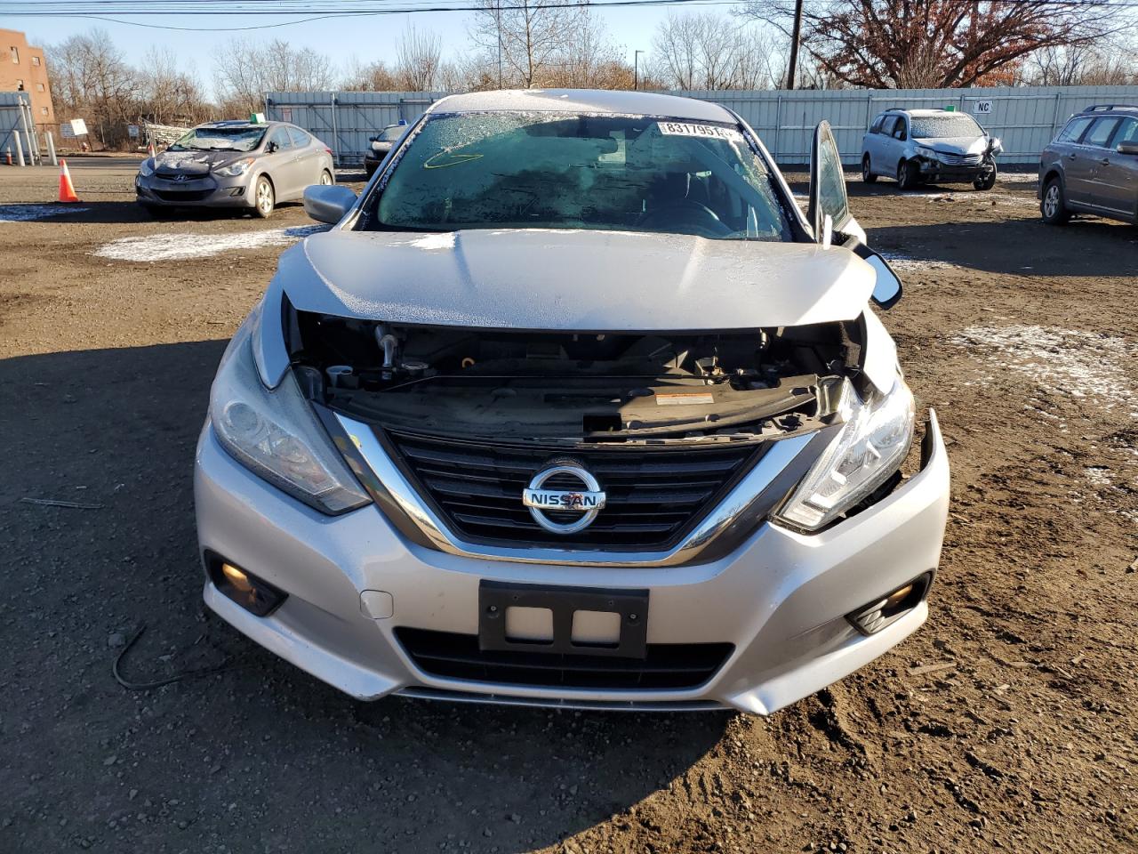 2016 Nissan Altima - Image 5