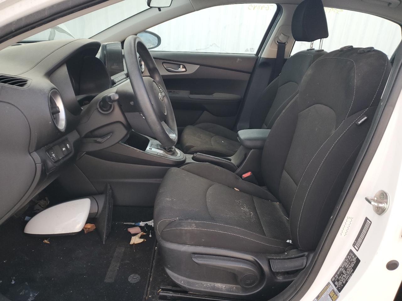 2020 Kia Forte - Image 7
