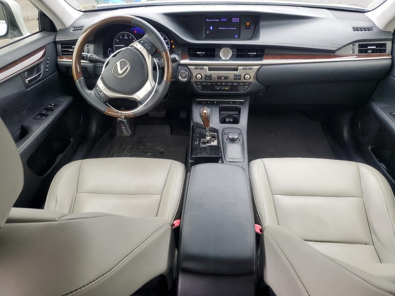 2013 Lexus ES - Image 8