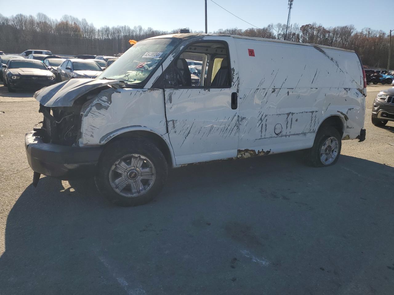 2006 Chevrolet Express - Image 1