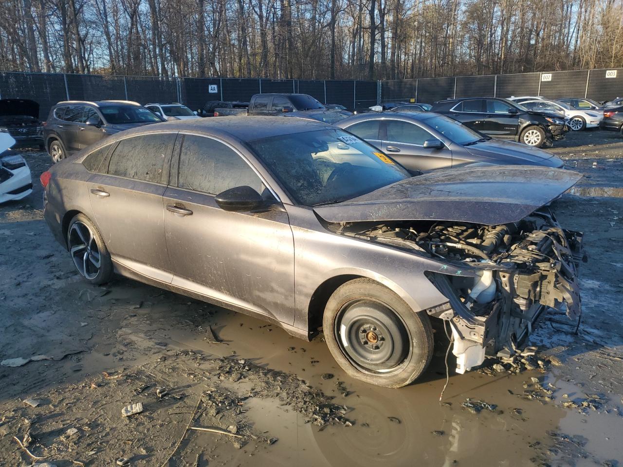 VIN 1HGCV1F31JA112731 2018 HONDA ACCORD no.4