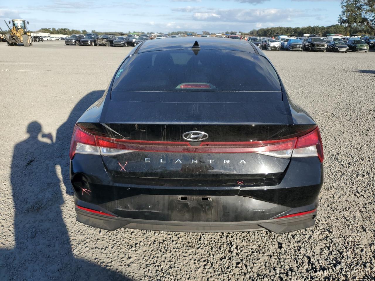 2021 Hyundai Elantra - Image 6